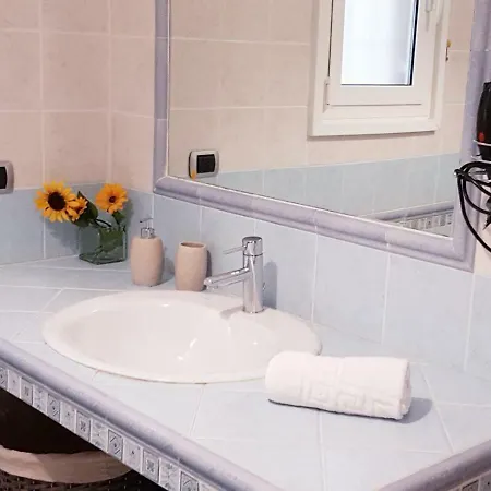 Апартаменты The House Of St. Peter Рим